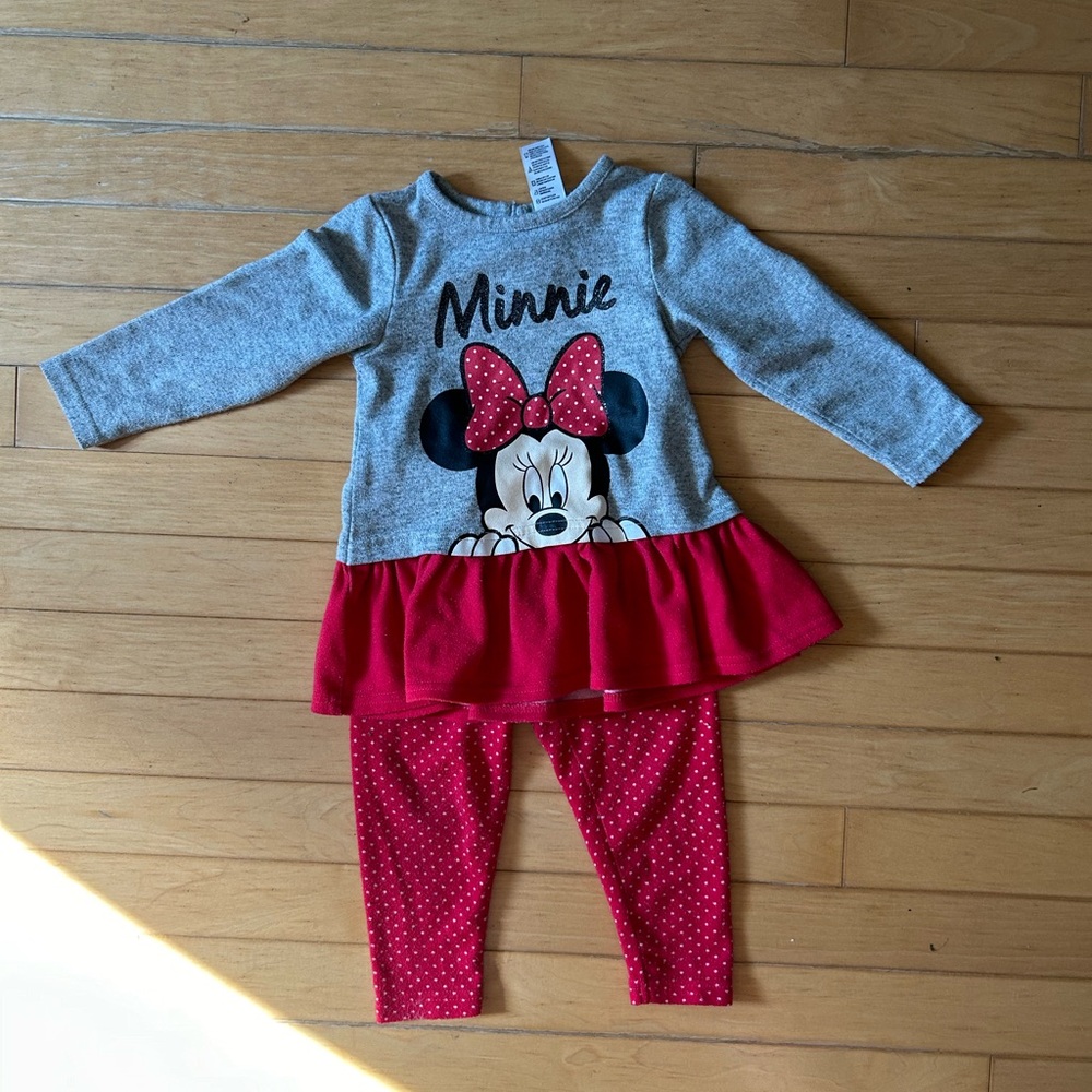 Disney- matching Minnie outfit